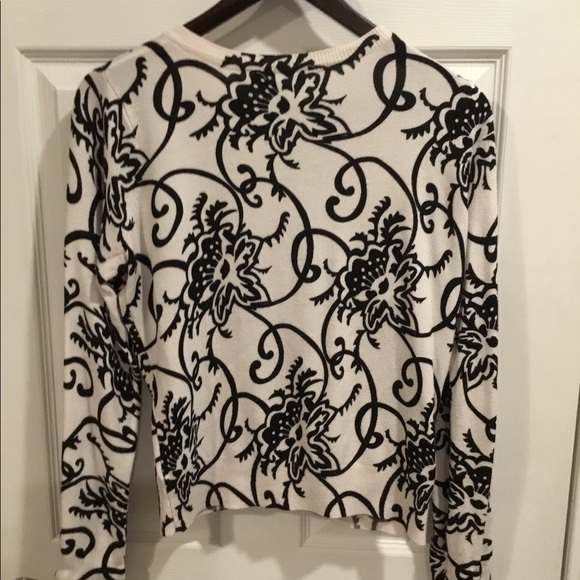 Red Brand Floral Cardigan Size M/L - Picture 3 of 5